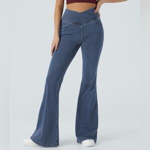 HALARA FLEX HIGH WAISTED CROSSOVER JEANS